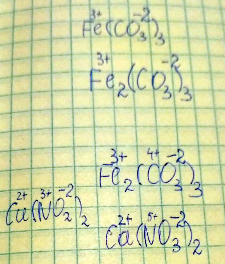 Как определить степень окисления в солях: Fe(CO3)3, Ca(NO3)2, Cu(NO2)2? Напишите как сделать это в любой формуле (интересует больше в скобках и напишите как вы смогли определить степень окисления в